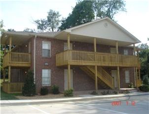 Golf Club Lane Apartments